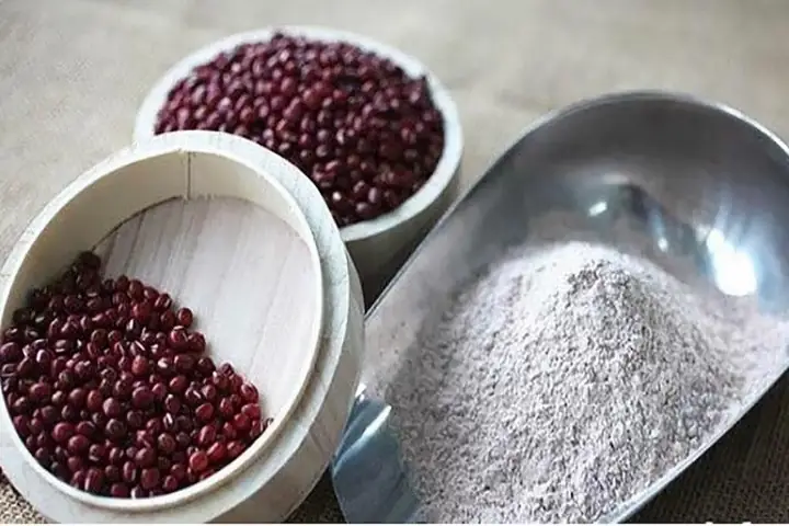 Hướng Dẫn Chi Tiết Cách Làm Bột Đậu Đỏ Rửa Mặt Dưỡng Da Tại Nhà