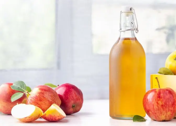 Hướng Dẫn Chi Tiết Cách Rửa Mặt Bằng Giấm Táo Đúng Cách Và An Toàn