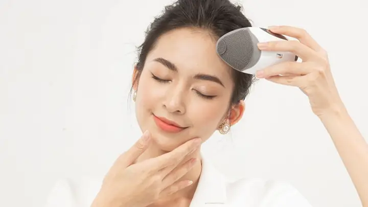 Cách Sử Dụng Máy Rửa Mặt Đúng Cách Để Da Sạch Sâu, Khỏe Đẹp Cách Sử Dụng Máy Rửa Mặt Đúng Cách Để Da Sạch Sâu, Khỏe Đẹp