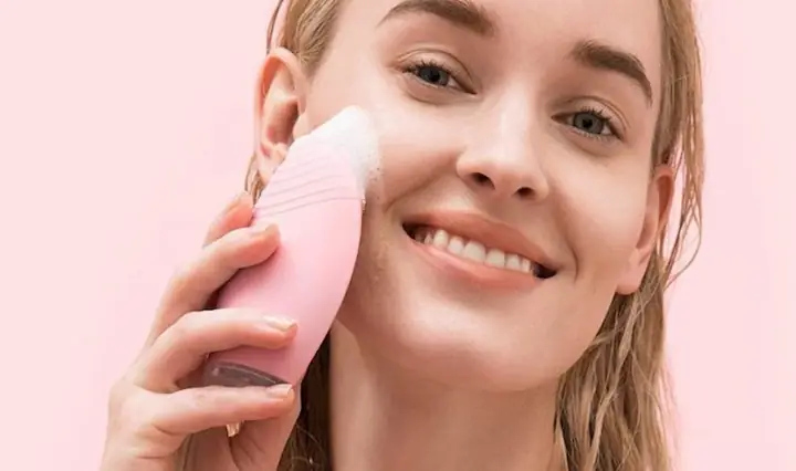 Hướng Dẫn Chi Tiết Cách Sử Dụng Máy Rửa Mặt Đúng Chuẩn Để Da Sạch Sâu, Khỏe Đẹp Hướng Dẫn Chi Tiết Cách Sử Dụng Máy Rửa Mặt Đúng Chuẩn Để Da Sạch Sâu, Khỏe Đẹp