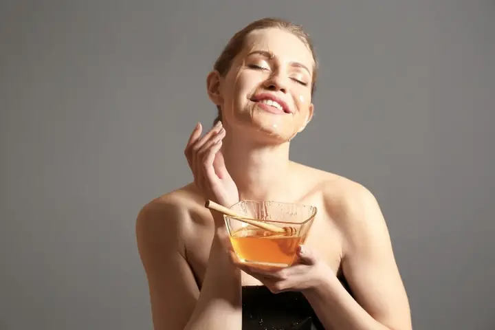 Cách Rửa Mặt Với Mật Ong: Hướng Dẫn Chi Tiết & Lợi Ích Cho Da