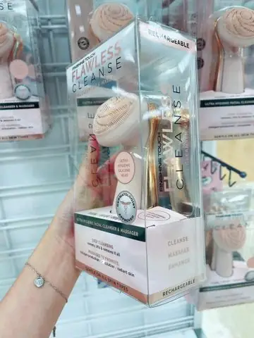 Hướng Dẫn Sử Dụng Máy Rửa Mặt Flawless Chi Tiết & Hiệu Quả Nhất Hướng Dẫn Sử Dụng Máy Rửa Mặt Flawless Chi Tiết & Hiệu Quả Nhất