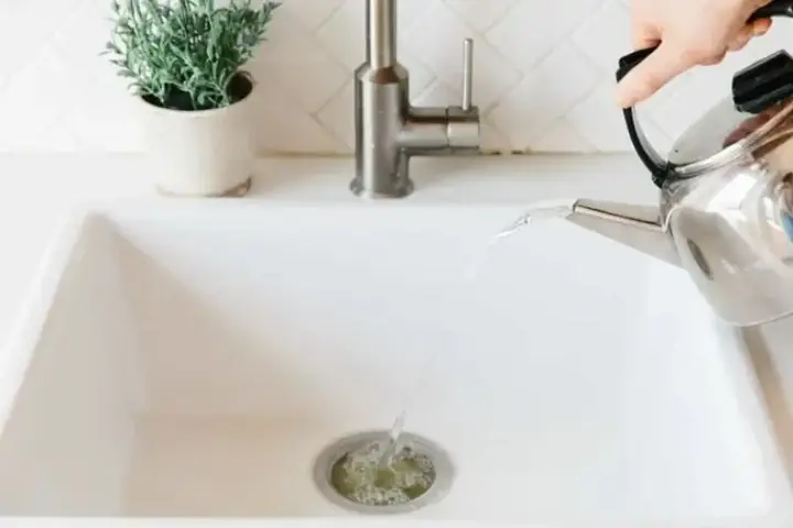 11 Cách Thông Bồn Rửa Mặt Bị Tắc Nhanh Chóng, Hiệu Quả Tại Nhà