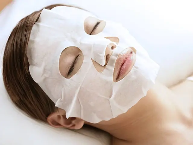 Đắp Mặt Nạ Giấy Xong Có Nên Rửa Mặt Không? Hướng Dẫn Chi Tiết Theo Loại Da Đắp Mặt Nạ Giấy Xong Có Nên Rửa Mặt Không? Hướng Dẫn Chi Tiết Theo Loại Da