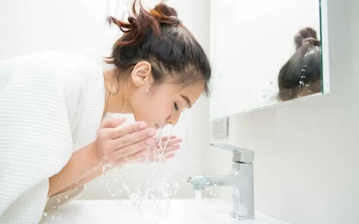 Rửa Mặt Hay Đắp Mặt Nạ Trước? Quy Trình Chăm Sóc Da Chuẩn Khoa Học