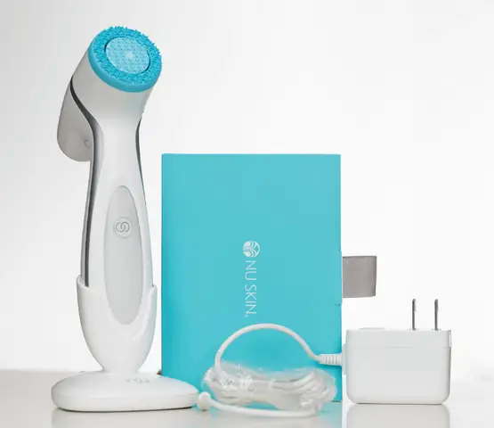 Giá Máy Rửa Mặt Lumispa Nuskin Chính Hãng & Các Phiên Bản Giá Máy Rửa Mặt Lumispa Nuskin Chính Hãng & Các Phiên Bản