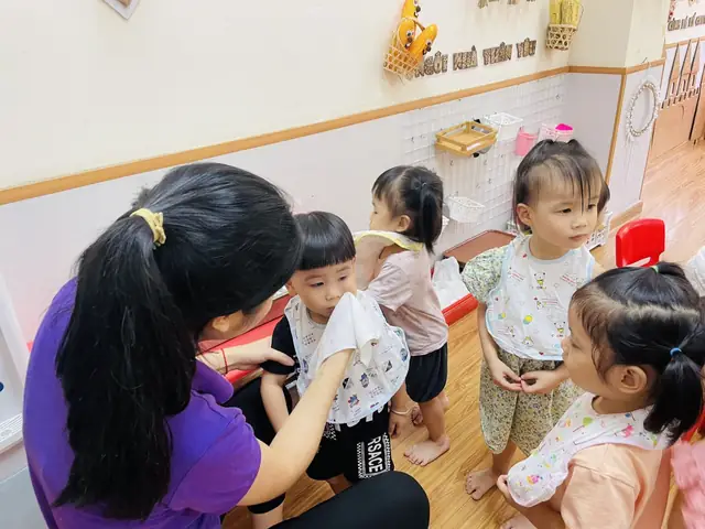 Giáo Án Vệ Sinh Rửa Tay Rửa Mặt: Hướng Dẫn Chi Tiết Cho Bé Mầm Non Giáo Án Vệ Sinh Rửa Tay Rửa Mặt: Hướng Dẫn Chi Tiết Cho Bé Mầm Non