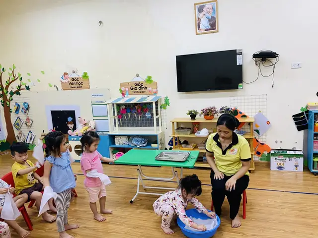 Hướng Dẫn Kỹ Năng Rửa Mặt Đúng Cách Cho Trẻ Mầm Non: Bước Chuẩn Giáo Án
