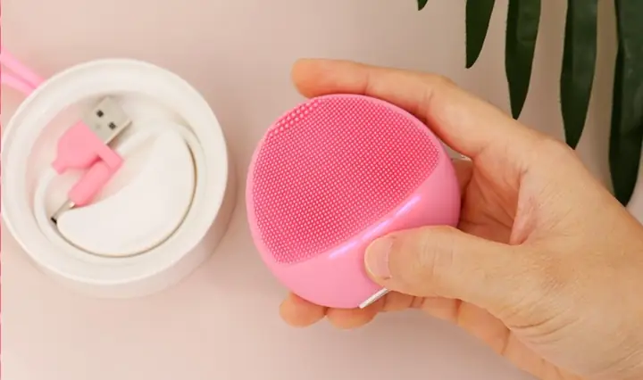 Máy Rửa Mặt Có Cần Thiết Không? Lợi Ích Và Lưu Ý Khi Sử Dụng Máy Rửa Mặt Có Cần Thiết Không? Lợi Ích Và Lưu Ý Khi Sử Dụng