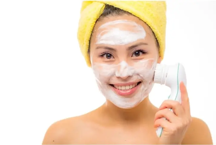 Nên Dùng Máy Rửa Mặt Mấy Lần 1 Tuần Để Da Khỏe Mạnh & Sạch Sâu?