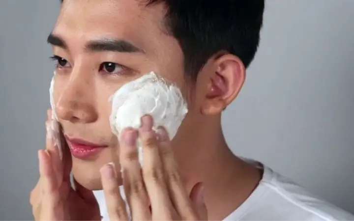 Nên Dùng Sữa Rửa Mặt Khi Nào Cho Nam Giới Để Da Sạch Khỏe? Nên Dùng Sữa Rửa Mặt Khi Nào Cho Nam Giới Để Da Sạch Khỏe?