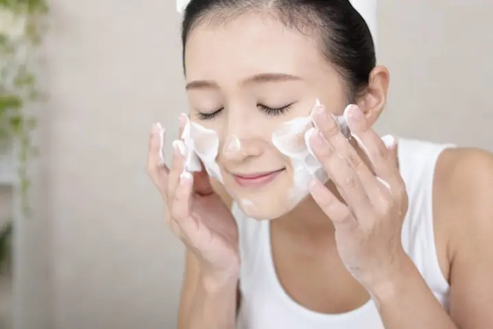 Top 5+ Thành Phần "hại Sức Khỏe" Cần Tránh Trong Sữa Rửa Mặt