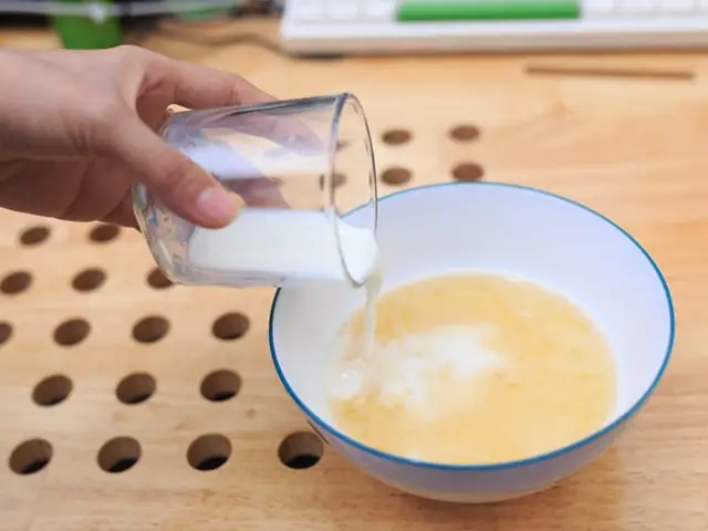 Rửa Mặt Bằng Bia Có Tốt Không? Tác Dụng, Cách Làm Và Lưu Ý Cho Da Rửa Mặt Bằng Bia Có Tốt Không? Tác Dụng, Cách Làm Và Lưu Ý Cho Da