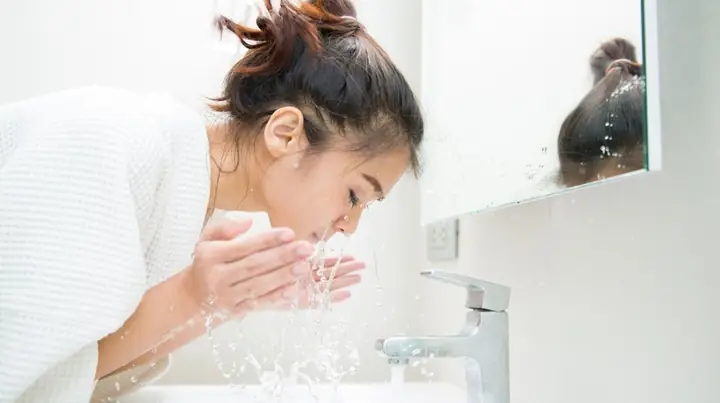 Rửa Mặt Đúng Cách Cho Nữ: 7 Bước Đảm Bảo Làn Da Sạch Khỏe, Mịn Màng Rửa Mặt Đúng Cách Cho Nữ: 7 Bước Đảm Bảo Làn Da Sạch Khỏe, Mịn Màng