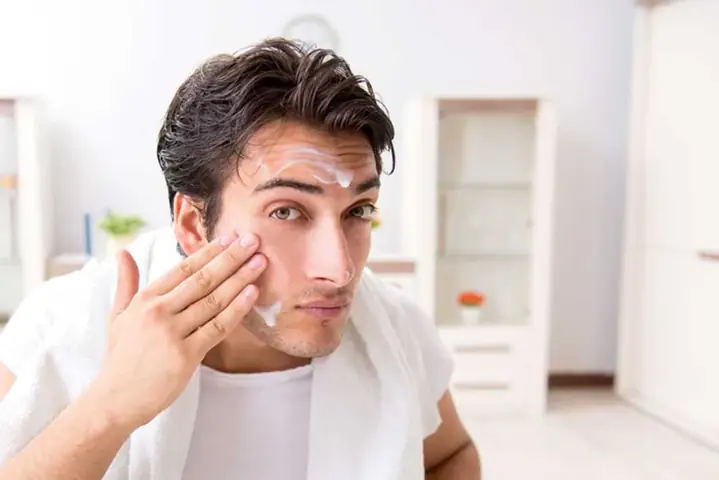 Hướng Dẫn Chi Tiết Cách Sử Dụng Sữa Rửa Mặt Đúng Cách Cho Nam Giới Hướng Dẫn Chi Tiết Cách Sử Dụng Sữa Rửa Mặt Đúng Cách Cho Nam Giới