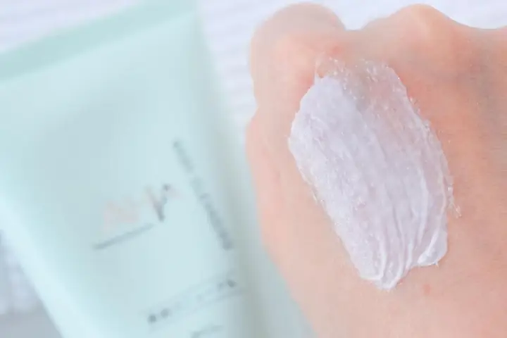 Sữa Rửa Mặt Aha Màu Xanh: Công Dụng, Thành Phần Và Chọn Lọc Tốt Nhất
