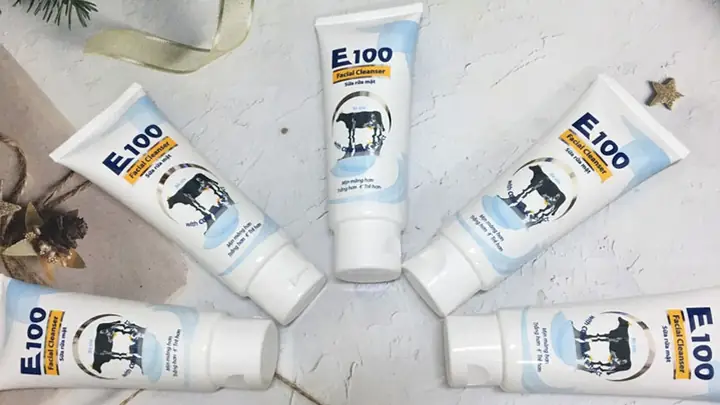 Top 10 Sữa Rửa Mặt Bình Dân Tốt Nhất Theo Đánh Giá & Nhu Cầu Da