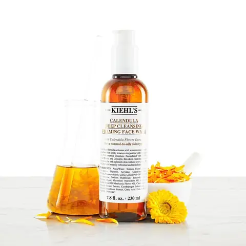 Sữa Rửa Mặt Hoa Cúc Kiehl's Calendula: Công Dụng, Lợi Ích & Cách Chọn Sữa Rửa Mặt Hoa Cúc Kiehl's Calendula: Công Dụng, Lợi Ích & Cách Chọn