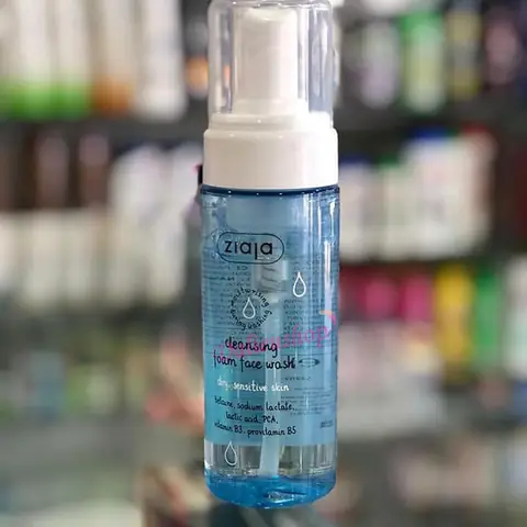 Sữa Rửa Mặt Dạng Foam Là Gì? Giải Đáp Chi Tiết & Lợi Ích Cho Làn Da