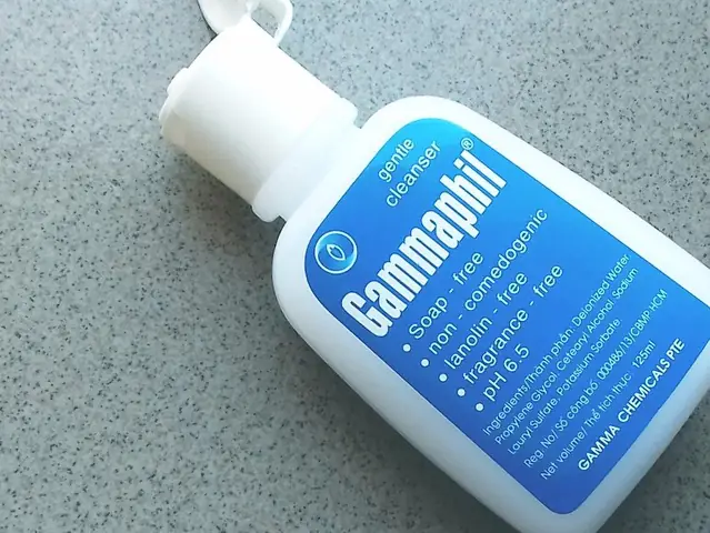 Sữa Rửa Mặt Gammaphil: Thông Tin Thu Hồi, Đánh Giá & Lưu Ý Sử Dụng Sữa Rửa Mặt Gammaphil: Thông Tin Thu Hồi, Đánh Giá & Lưu Ý Sử Dụng