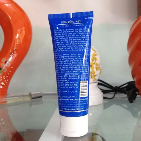 Sữa Rửa Mặt Hoa Hướng Dương: Công Dụng, Thành Phần & Lợi Ích Cho Làn Da Sữa Rửa Mặt Hoa Hướng Dương: Công Dụng, Thành Phần & Lợi Ích Cho Làn Da