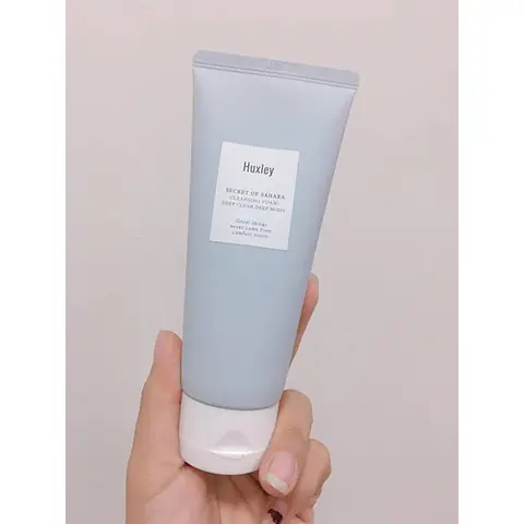 Sữa Rửa Mặt Huxley Cleansing Foam Deep Clean Deep Moist: Công Dụng, Thành Phần & Cách Dùng Chi Tiết Sữa Rửa Mặt Huxley Cleansing Foam Deep Clean Deep Moist: Công Dụng, Thành Phần & Cách Dùng Chi Tiết