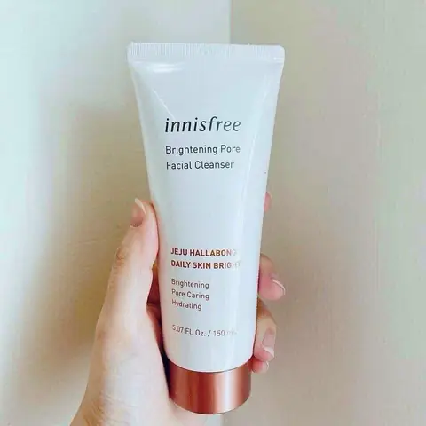 Sữa Rửa Mặt Innisfree Trắng Da: Công Dụng, Loại Phù Hợp & Review Chi Tiết Sữa Rửa Mặt Innisfree Trắng Da: Công Dụng, Loại Phù Hợp & Review Chi Tiết