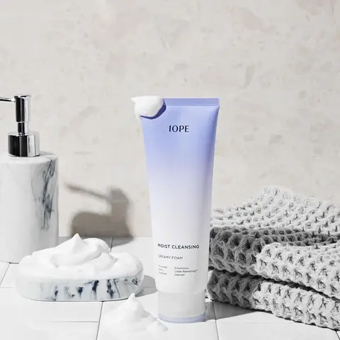 Sữa Rửa Mặt Iope Moist Cleansing Whipping Foam: Công Dụng, Thành Phần & Cách Dùng Hiệu Quả Sữa Rửa Mặt Iope Moist Cleansing Whipping Foam: Công Dụng, Thành Phần & Cách Dùng Hiệu Quả