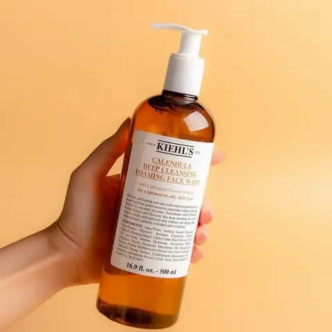 Sữa Rửa Mặt Kiehl's Hoa Cúc: Công Dụng, Thành Phần & Đánh Giá Chi Tiết