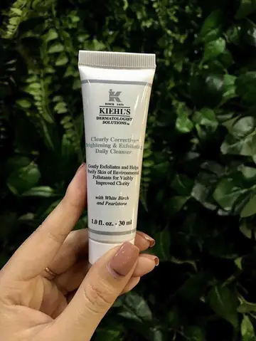 Sữa Rửa Mặt Kiehl's: Tẩy Tế Bào Chết, Làm Sáng Da & Chăm Sóc Sâu Lỗ Chân Lông