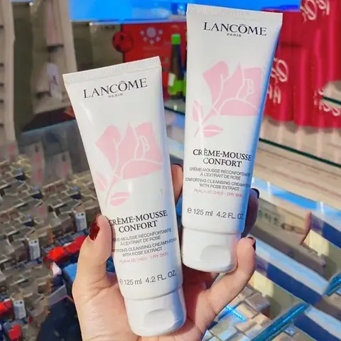 Sữa Rửa Mặt Lancôme Crème Mousse Confort: Đánh Giá Chi Tiết Cho Da Khô & Da Nhạy Cảm