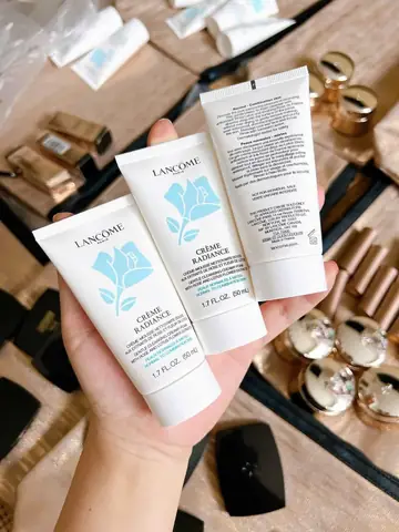 Sữa Rửa Mặt Lancôme Éclat Gel: Review Chi Tiết, Công Dụng & Mua Ở Đâu