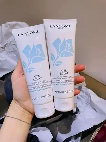 Sữa Rửa Mặt Lancôme Éclat Gel: Review Chi Tiết, Công Dụng & Mua Ở Đâu