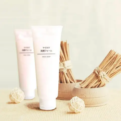 Sữa Rửa Mặt Muji Face Soap Moisture: Review Chi Tiết & Công Dụng Cho Làn Da Sữa Rửa Mặt Muji Face Soap Moisture: Review Chi Tiết & Công Dụng Cho Làn Da