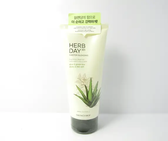 Sữa Rửa Mặt Nha Đam Aloe: Top Sản Phẩm, Công Dụng & Hướng Dẫn Chọn Lựa Phù Hợp Sữa Rửa Mặt Nha Đam Aloe: Top Sản Phẩm, Công Dụng & Hướng Dẫn Chọn Lựa Phù Hợp