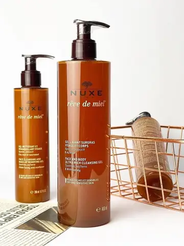 Sữa Rửa Mặt Nuxe Mật Ong 200ml: Công Dụng, Thành Phần & Địa Chỉ Mua Uy Tín Sữa Rửa Mặt Nuxe Mật Ong 200ml: Công Dụng, Thành Phần & Địa Chỉ Mua Uy Tín