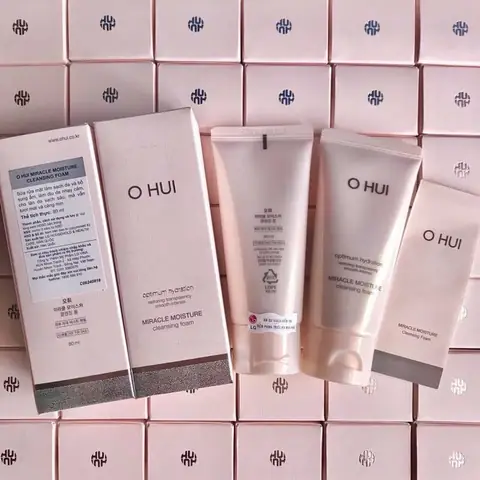 Sữa Rửa Mặt Ohui Miracle Moisture Cleansing Foam 80ml: Công Dụng, Thành Phần & Nơi Mua Chính Hãng Sữa Rửa Mặt Ohui Miracle Moisture Cleansing Foam 80ml: Công Dụng, Thành Phần & Nơi Mua Chính Hãng