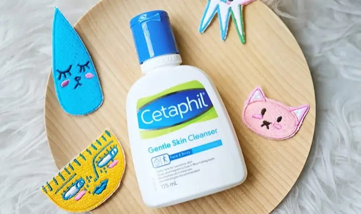 Top 10 Sữa Rửa Mặt Tốt Cho Học Sinh: Lựa Chọn Phù Hợp Theo Từng Loại Da & Mức Giá