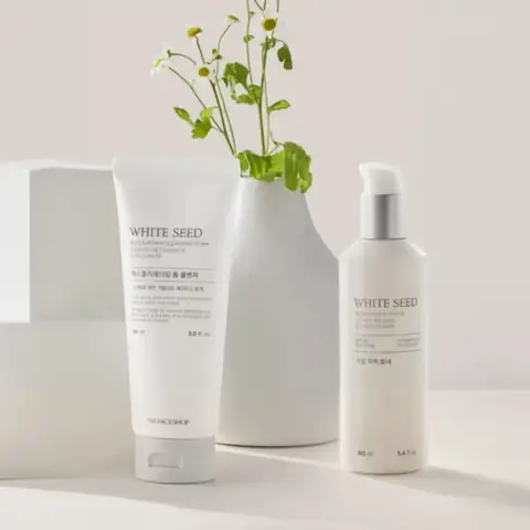 Sữa Rửa Mặt The Face Shop: Trắng Sáng Da, Làm Sạch Sâu & Dưỡng Ẩm Sữa Rửa Mặt The Face Shop: Trắng Sáng Da, Làm Sạch Sâu & Dưỡng Ẩm