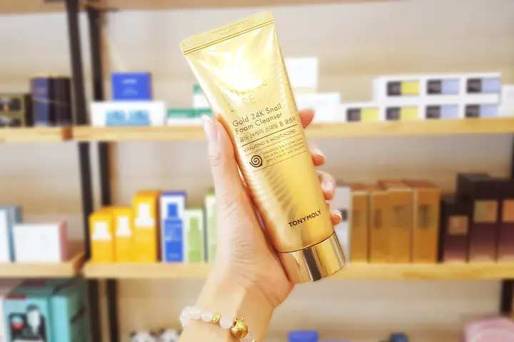 Sữa Rửa Mặt Vàng 24k Tonymoly Intense Care Gold 24k Snail: Công Dụng, Thành Phần & Cách Dùng Hiệu Quả Sữa Rửa Mặt Vàng 24k Tonymoly Intense Care Gold 24k Snail: Công Dụng, Thành Phần & Cách Dùng Hiệu Quả