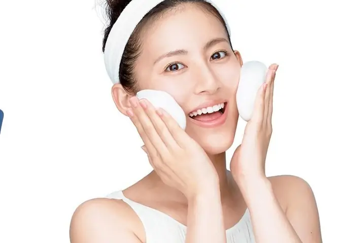 Vì Sao Cần Dùng Sữa Rửa Mặt: Lợi Ích Thiết Yếu Cho Làn Da Khỏe Mạnh Vì Sao Cần Dùng Sữa Rửa Mặt: Lợi Ích Thiết Yếu Cho Làn Da Khỏe Mạnh